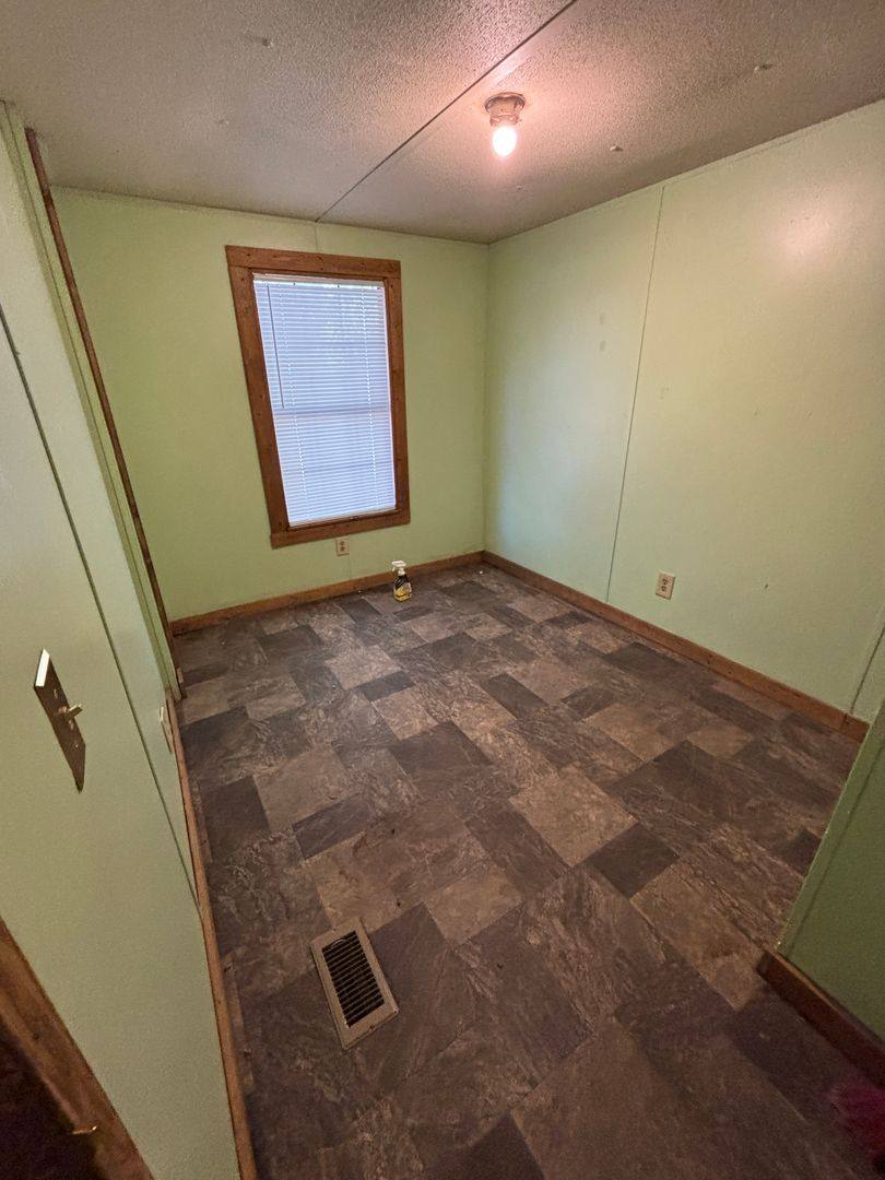 2807 Murfreesboro Highway, Manchester, TN 37355 - House for Rent - Image 3