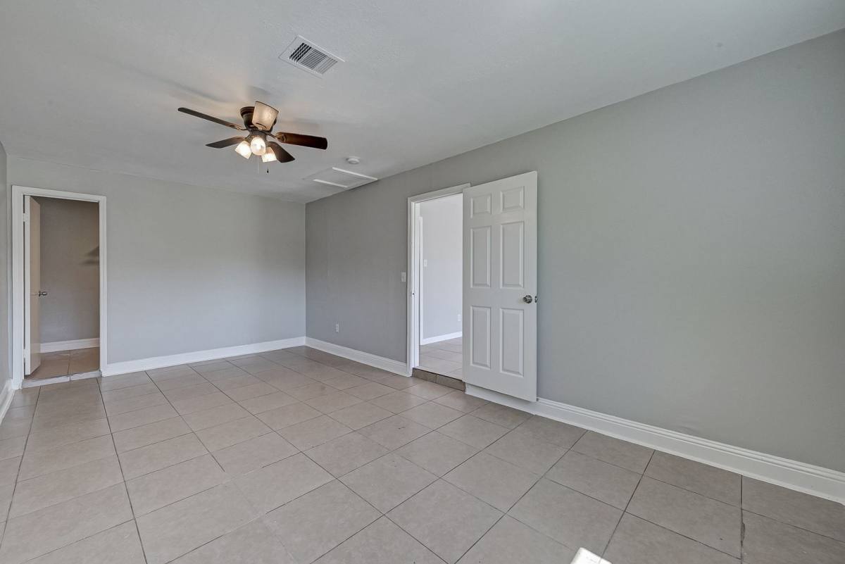 4307 Akard St, Houston, TX 77047 - House for Rent - Image 10