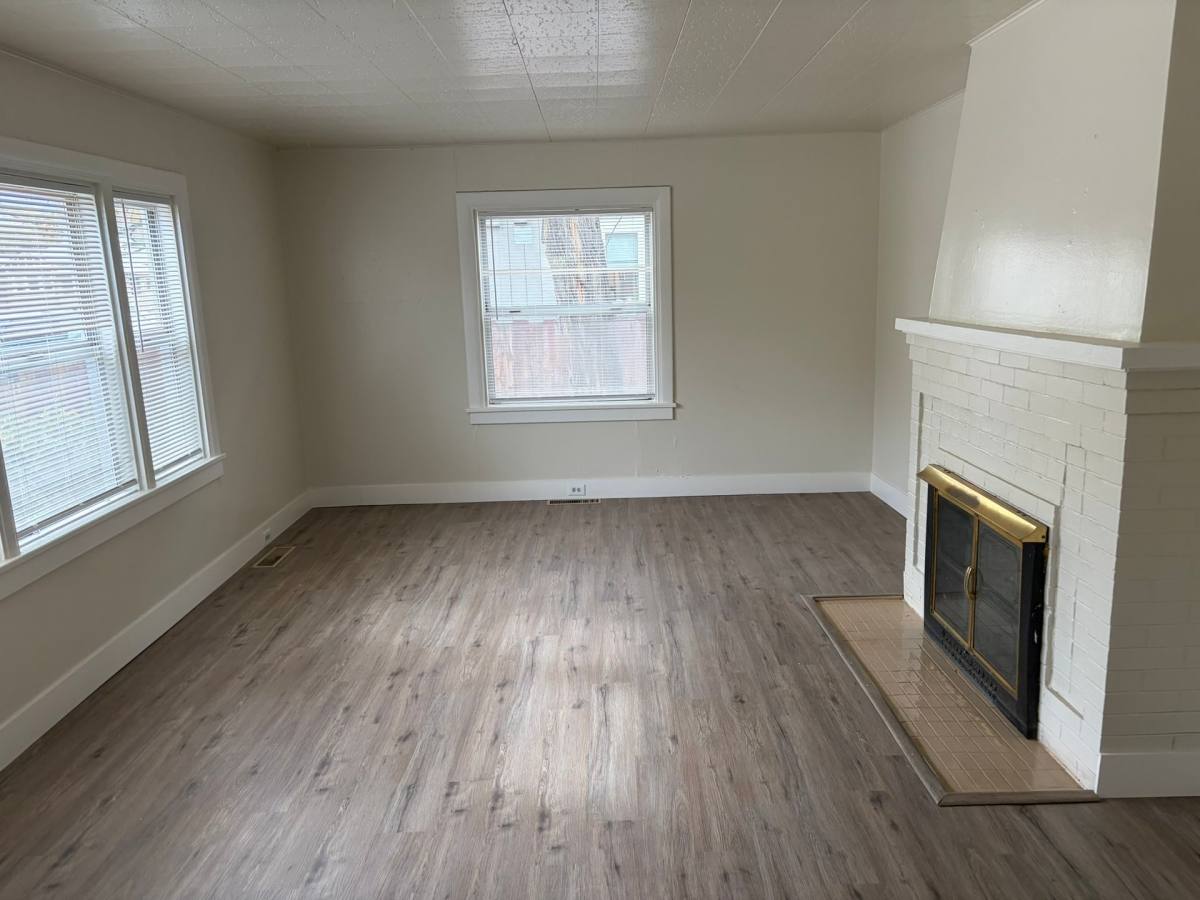 321 E Taylor St, Reno, NV 89502 - Apartment for Rent - Image 2