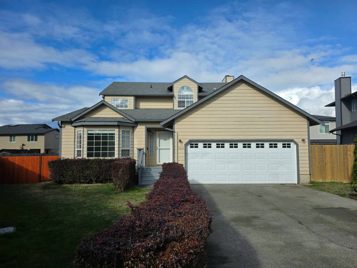 House for rent at 1304 S 234th Place, Seattle, WA 98198