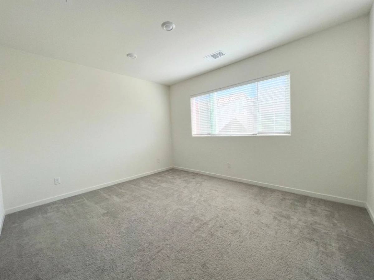 1642 Pagoda Lane, Sacramento, CA 95834 - House for Rent - Image 7