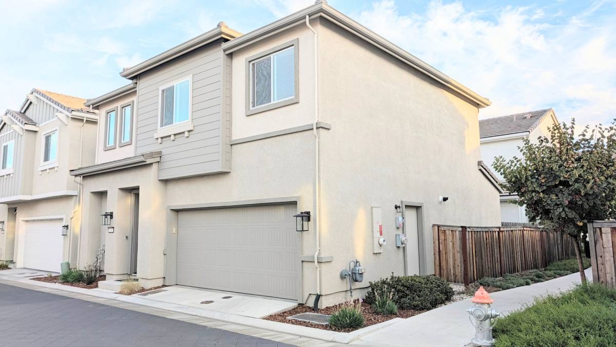 1642 Pagoda Lane, Sacramento, CA 95834 - House for Rent - Image 2