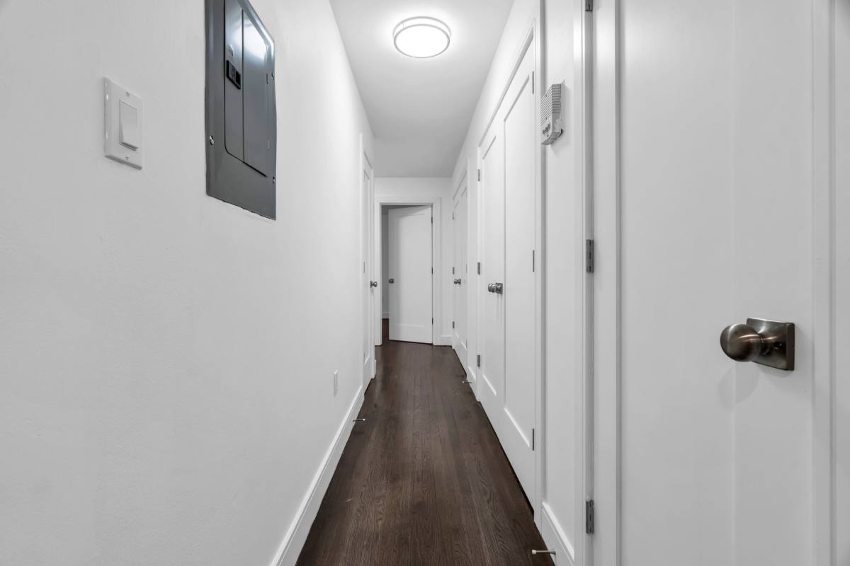 Chilton Manor, 212 Westfield Ave, Elizabeth, NJ 07202 - Apartment for Rent - Image 4