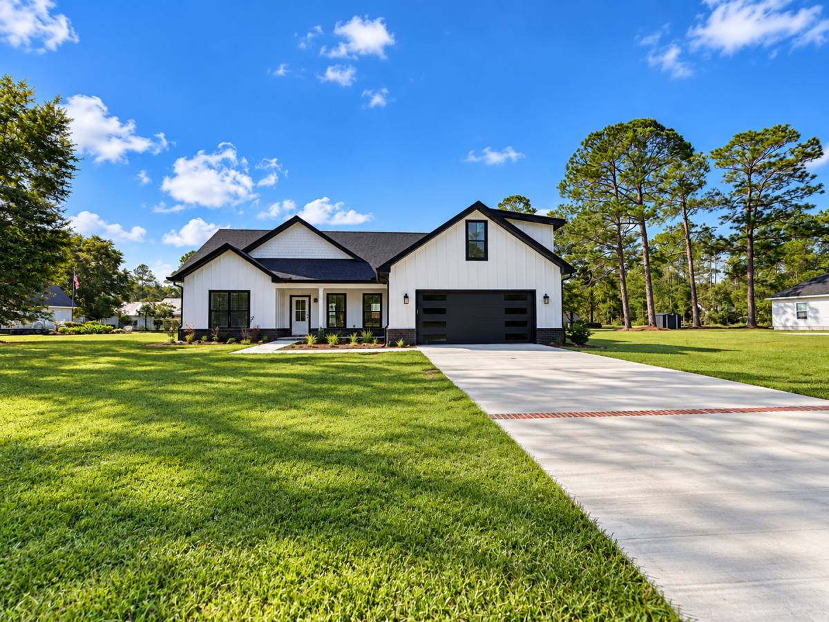 House for rent at 243 Charlton St, Jesup, GA 31545