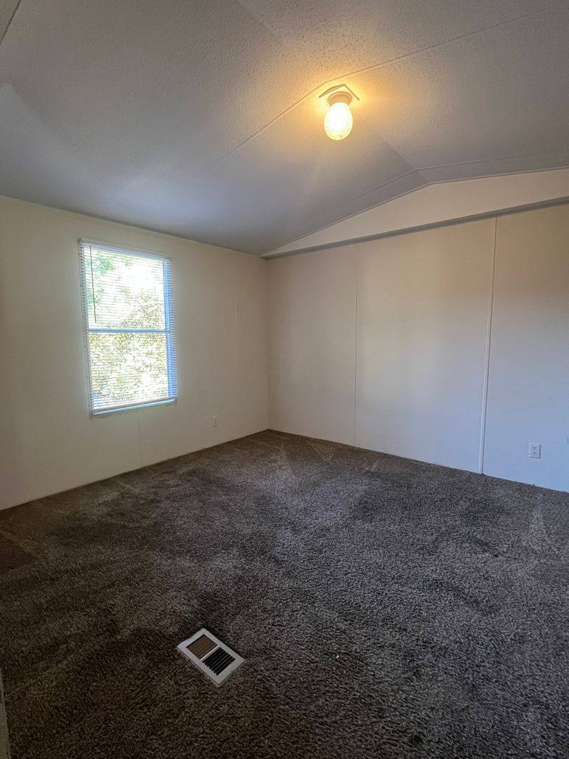 Rockylanemhp, 735 Madera Rd, Batesburg, SC 29006 - Apartment for Rent - Image 6