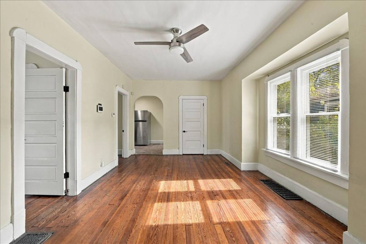 1811 N Harding St, Indianapolis, IN 46202 - House for Rent - Image 2