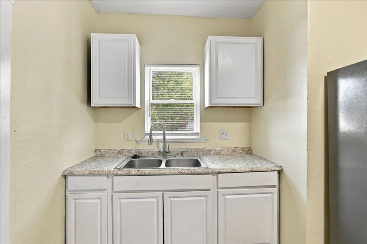 1811 N Harding St, Indianapolis, IN 46202 - House for Rent - Image 6