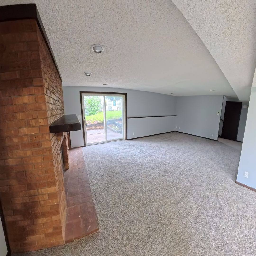 3806 Sweetbriar Lane, Lincoln, NE 68516 - Apartment for Rent - Image 2
