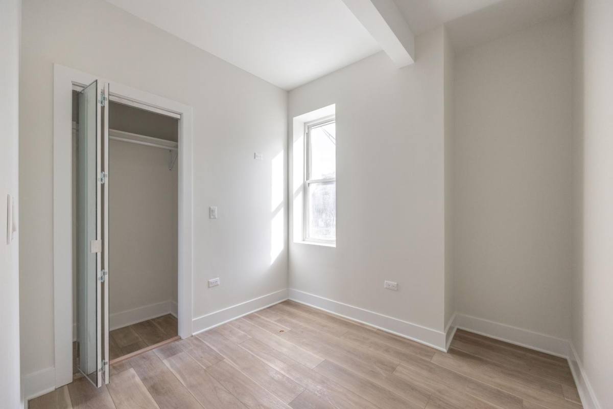 8001 Edgewater Rd, Riverside, IL 60546 - Apartment for Rent - Image 9