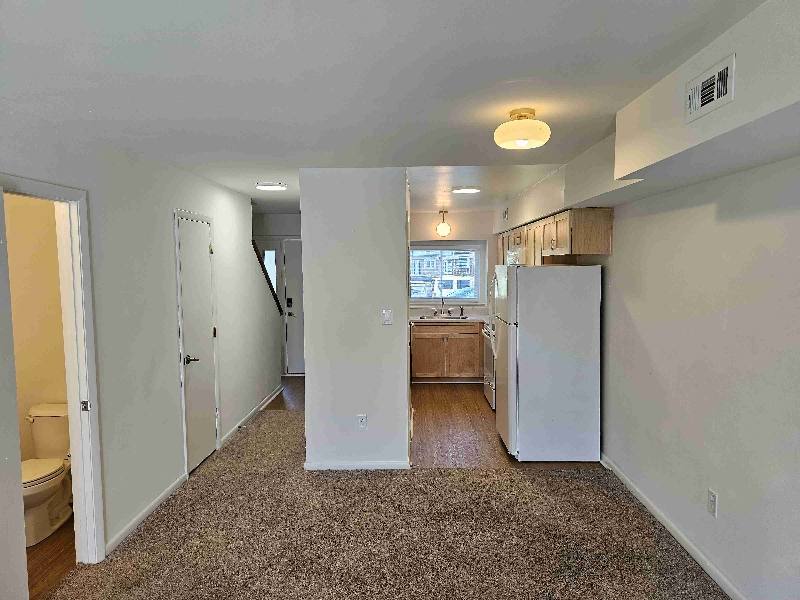143 Eberly Terrace, Hampton, VA 23669 - Townhouse for Rent - Image 3