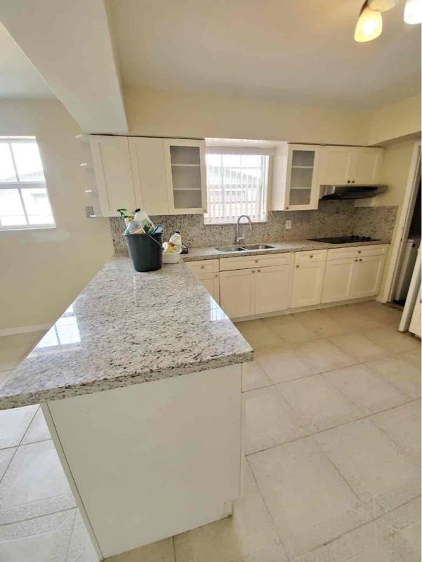 19721 NE 11th Place, Miami, FL 33179 - House for Rent - Image 3