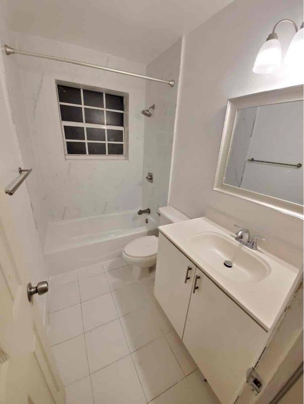 19721 NE 11th Place, Miami, FL 33179 - House for Rent - Image 2