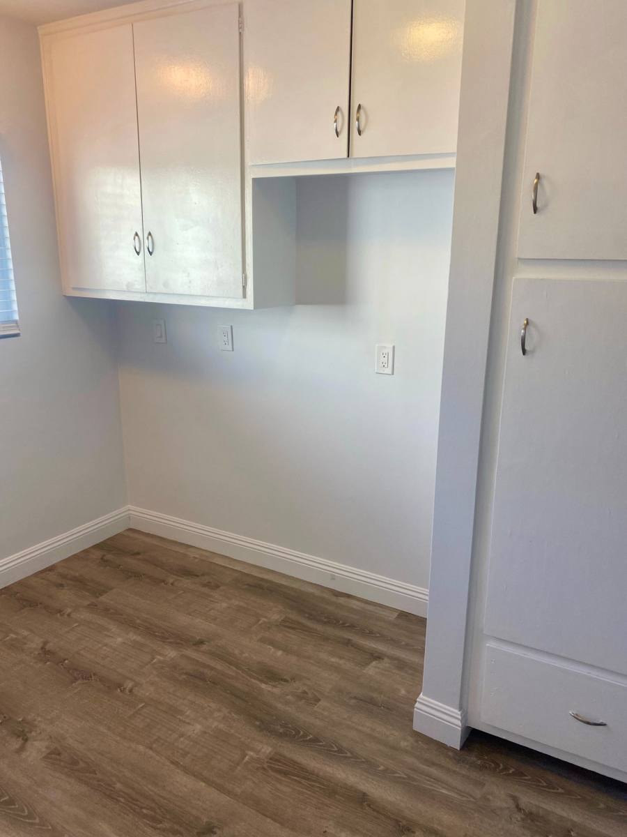 811 Austin Ave #6, Inglewood, CA 90302 - Apartment for Rent - Image 2