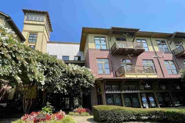 Condo for rent at 700 Harbor Bend Rd #202, Memphis, TN 38103