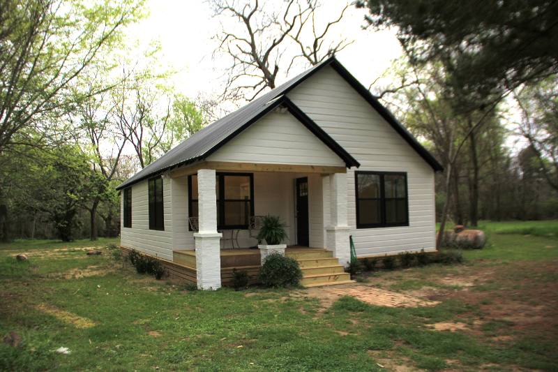 1306 S Highway 37, Quitman, TX 75783 - House for Rent - Image 4