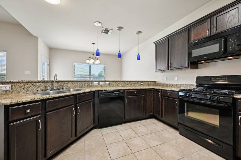 700 Whip St, Hammond, LA 70403 - House for Rent - Image 5