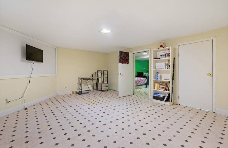 419 Glenshire Rd, Glenview, IL 60025 - Townhouse for Rent - Image 10