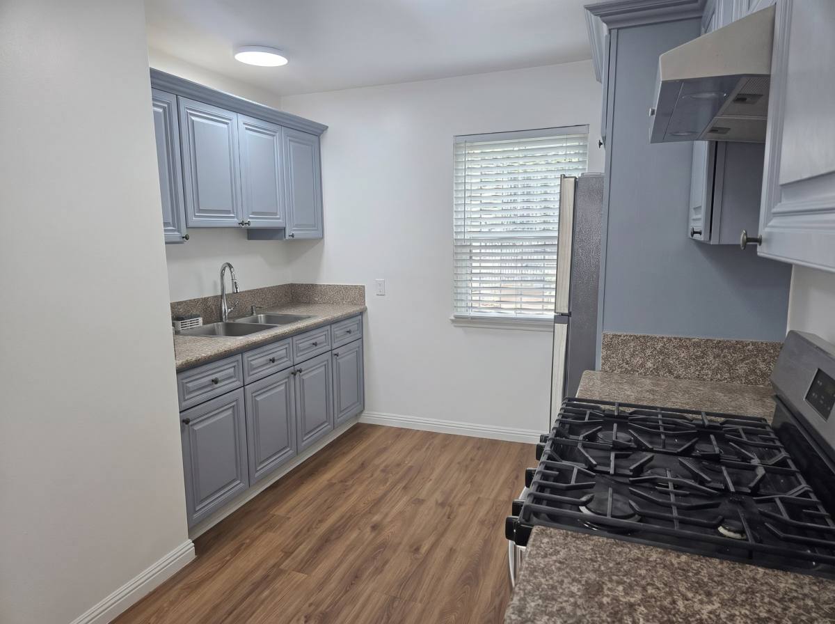 3821-3825 Meade Ave, San Diego, CA 92116 - Apartment for Rent - Image 2
