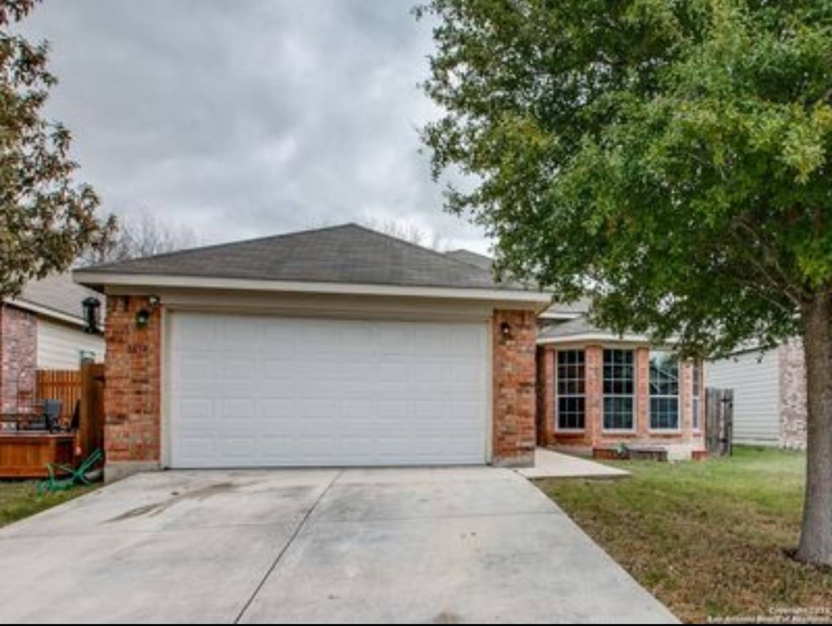 3834 Amber Chase, San Antonio, TX 78245 - House for Rent