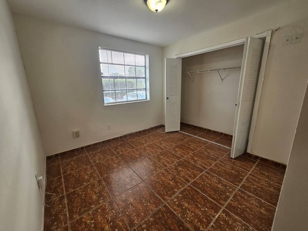 1041 Jefferson Dr #J, Homestead, FL 33034 - Apartment for Rent - Image 9