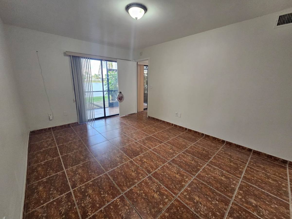 1041 Jefferson Dr #J, Homestead, FL 33034 - Apartment for Rent - Image 8