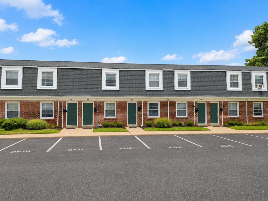 2606 Wayside Dr, Richmond, VA 23235 - Townhouse for Rent - Image 1