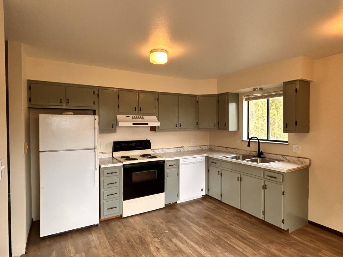 Apartment for rent at 915 NW Birch Ave #B, Cedaredge, CO 81413