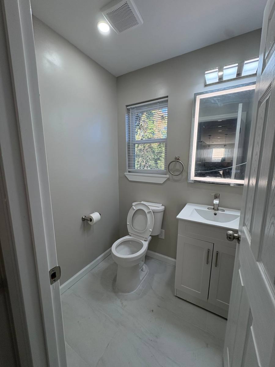 655 Bradford Dr, Charlotte, NC 28208 - House for Rent - Image 5