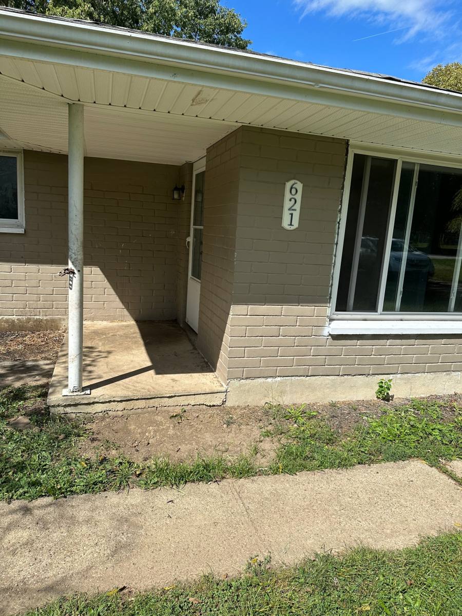 Apartment for rent at 621 Bonnycastle Ave, Englewood, OH 45322