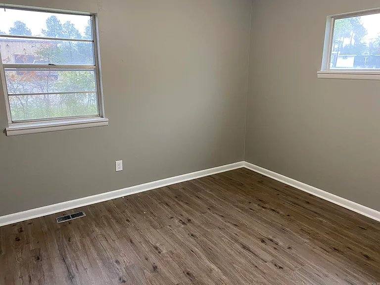 1510 W 38th St, North Little Rock, AR 72118 - House for Rent - Image 4