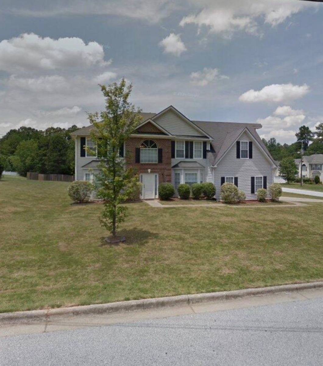 House for rent at 7085 Deshon Creek Court, Lithonia, GA 30058