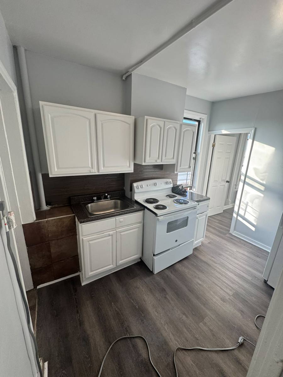 116 Maple St #4W, Yonkers, NY 10701 - Apartment for Rent - Image 2