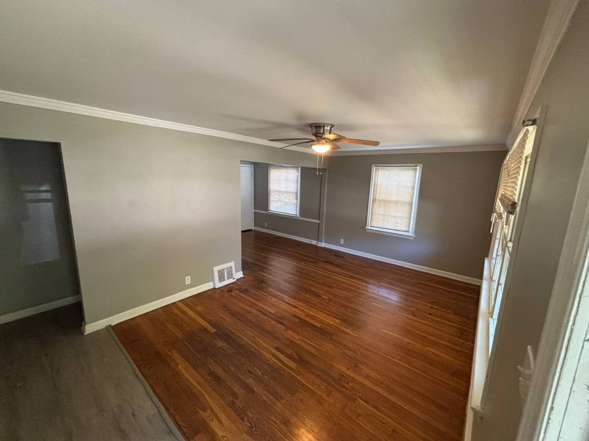 10089 Dwight Dr, St. Louis, MO 63137 - House for Rent - Image 6