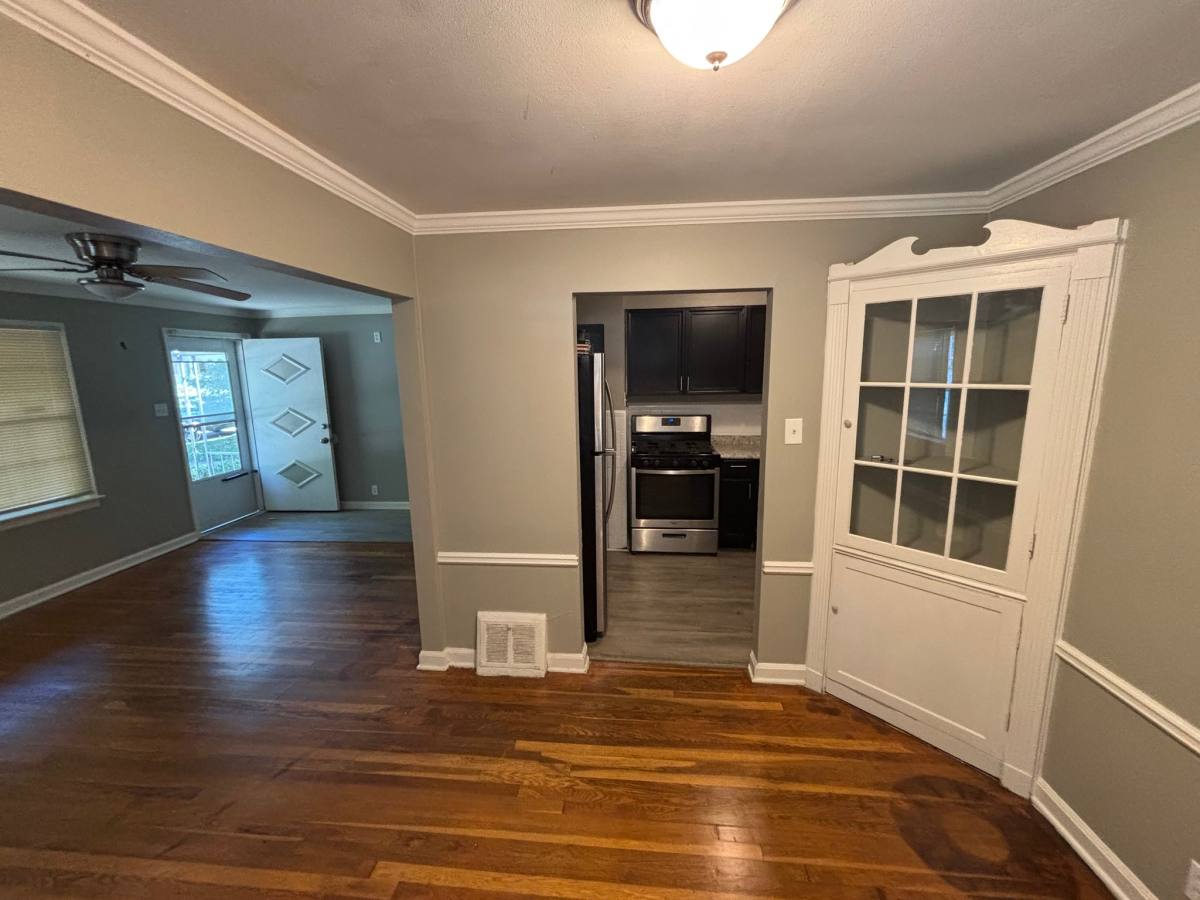 10089 Dwight Dr, St. Louis, MO 63137 - House for Rent - Image 4