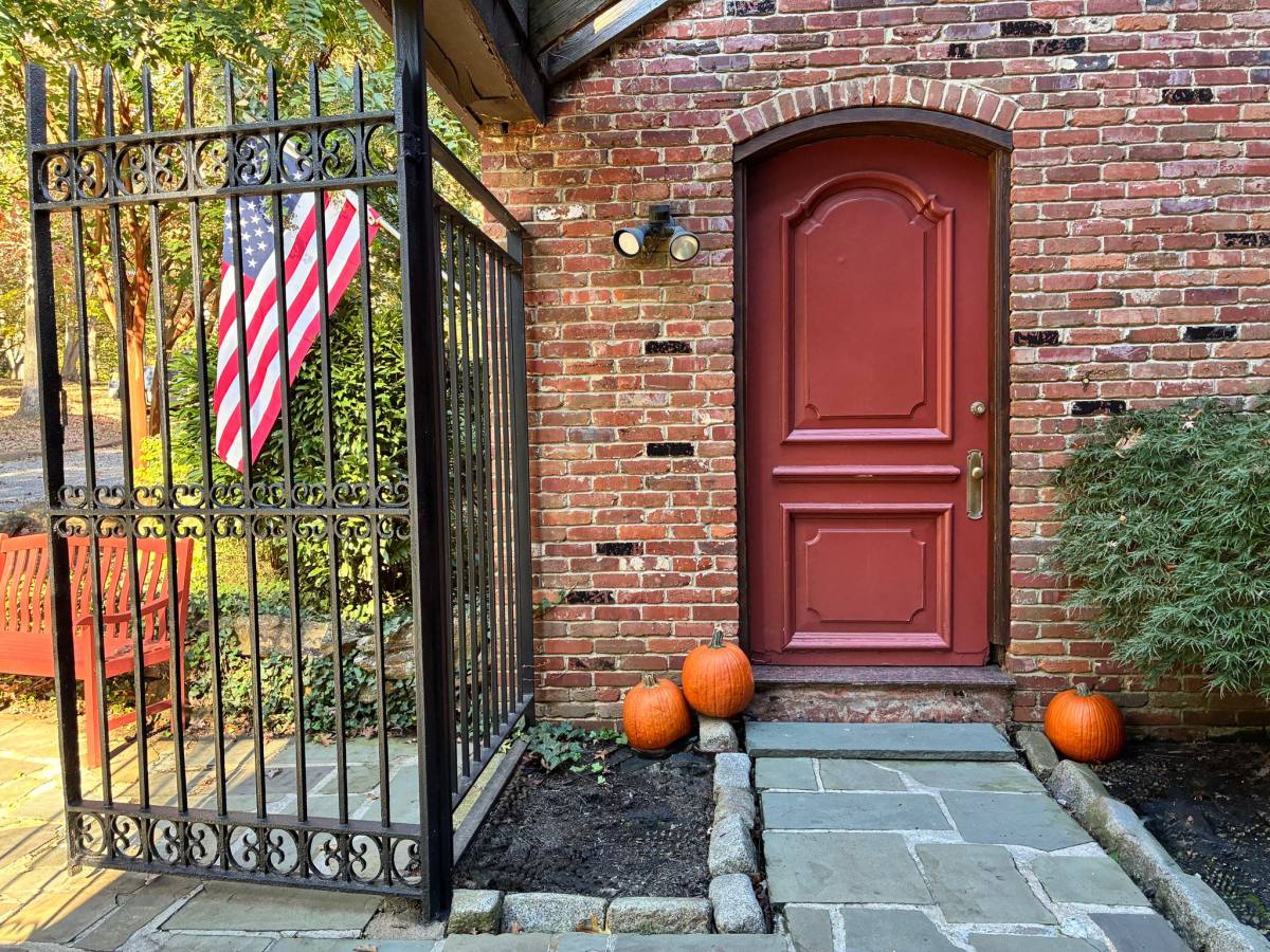 Apartment for rent at 14935 Triadelphia Rd #1, Glenelg, MD 21737