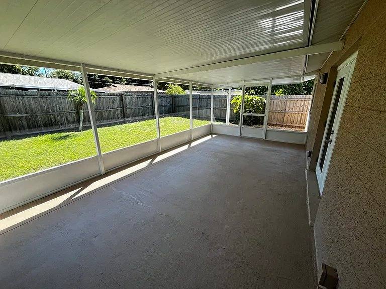 1026 3rd St, Port Orange, FL 32129 - House for Rent - Image 2