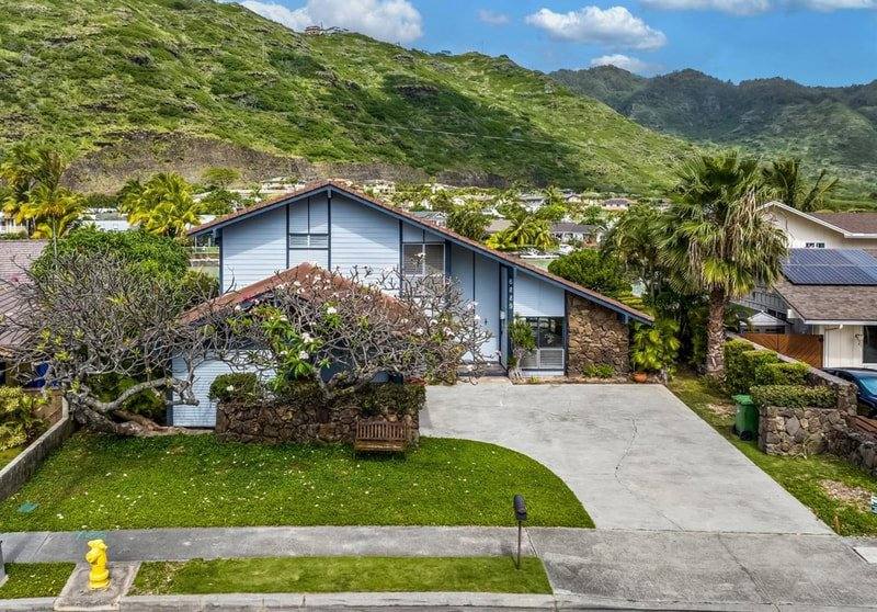 6889 Niumalu Loop, Honolulu, HI 96825 - House for Rent - Image 2