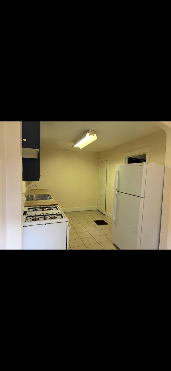 2507 Edgar St, Pittsburgh, PA 15227 - House for Rent - Image 8