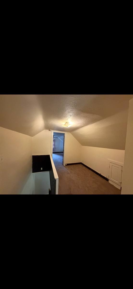 2507 Edgar St, Pittsburgh, PA 15227 - House for Rent - Image 3