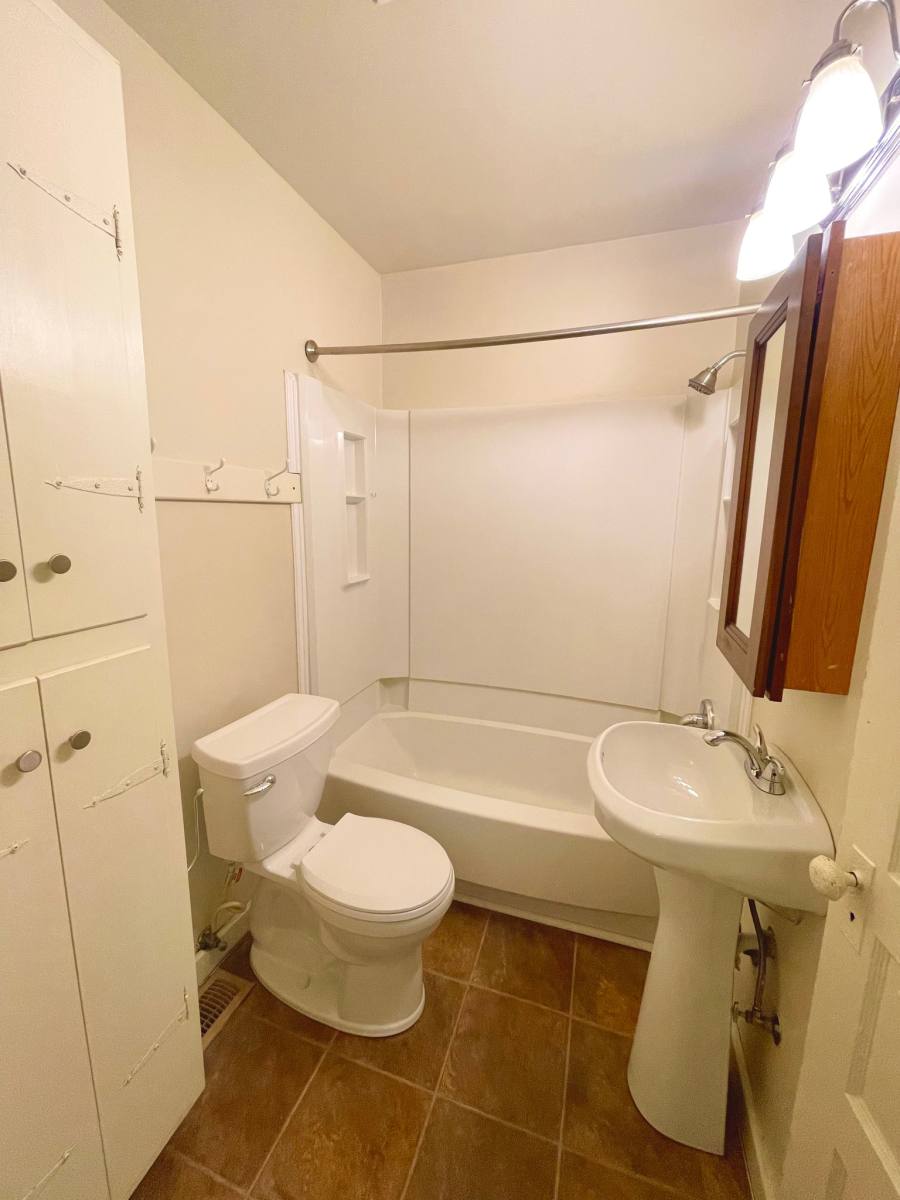 735 S 7th St, Richmond, IN 47374 - Townhouse for Rent - Image 5