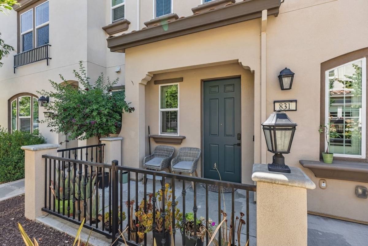 831 Saint Rufina Lane, Morgan Hill, CA 95037 - Townhouse for Rent - Image 3