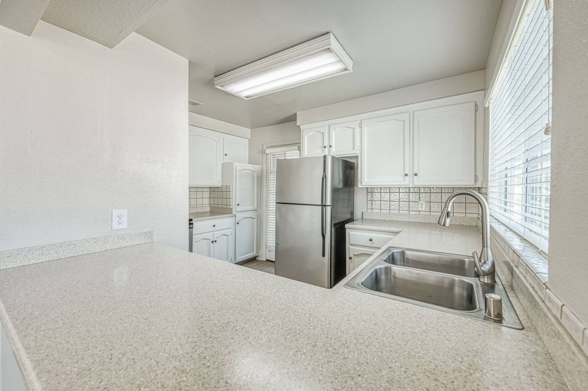 8153 N Cedar Ave #229, Fresno, CA 93720 - Condo for Rent - Image 10