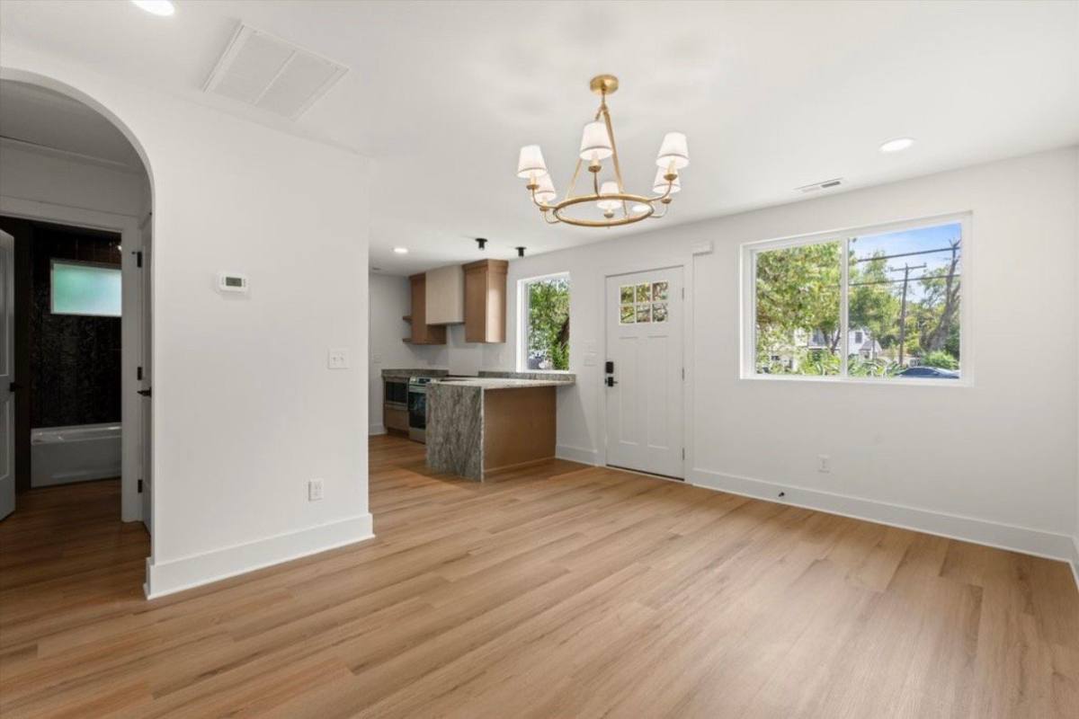 805 25th Ave N #A, Nashville, TN 37208 - Apartment for Rent - Image 6