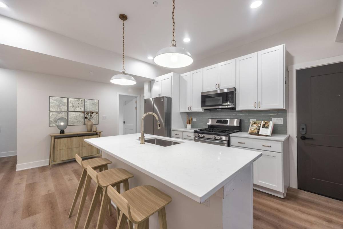 4337 N Dayton St #3, Chicago, IL 60613 - Apartment for Rent - Image 1