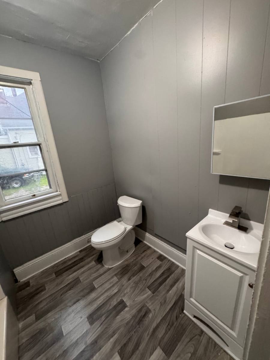 903 Ida Ave #1, Cleveland, OH 44103 - Apartment for Rent - Image 4
