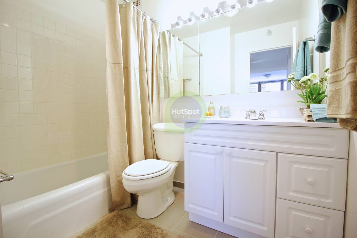 419 E Erie St #2702, Chicago, IL 60611 - Apartment for Rent - Image 6