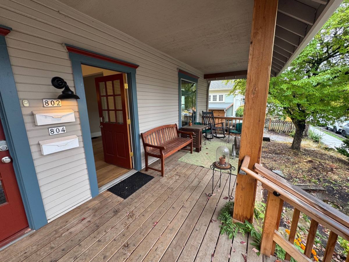 804 SE 35th Ave #2, Portland, OR 97214 - Apartment for Rent - Image 2