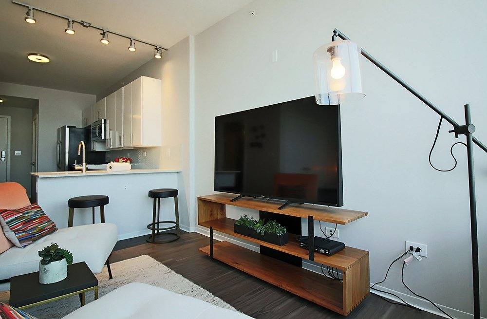 761 W Adams St, Chicago, IL 60661 - Apartment for Rent - Image 3
