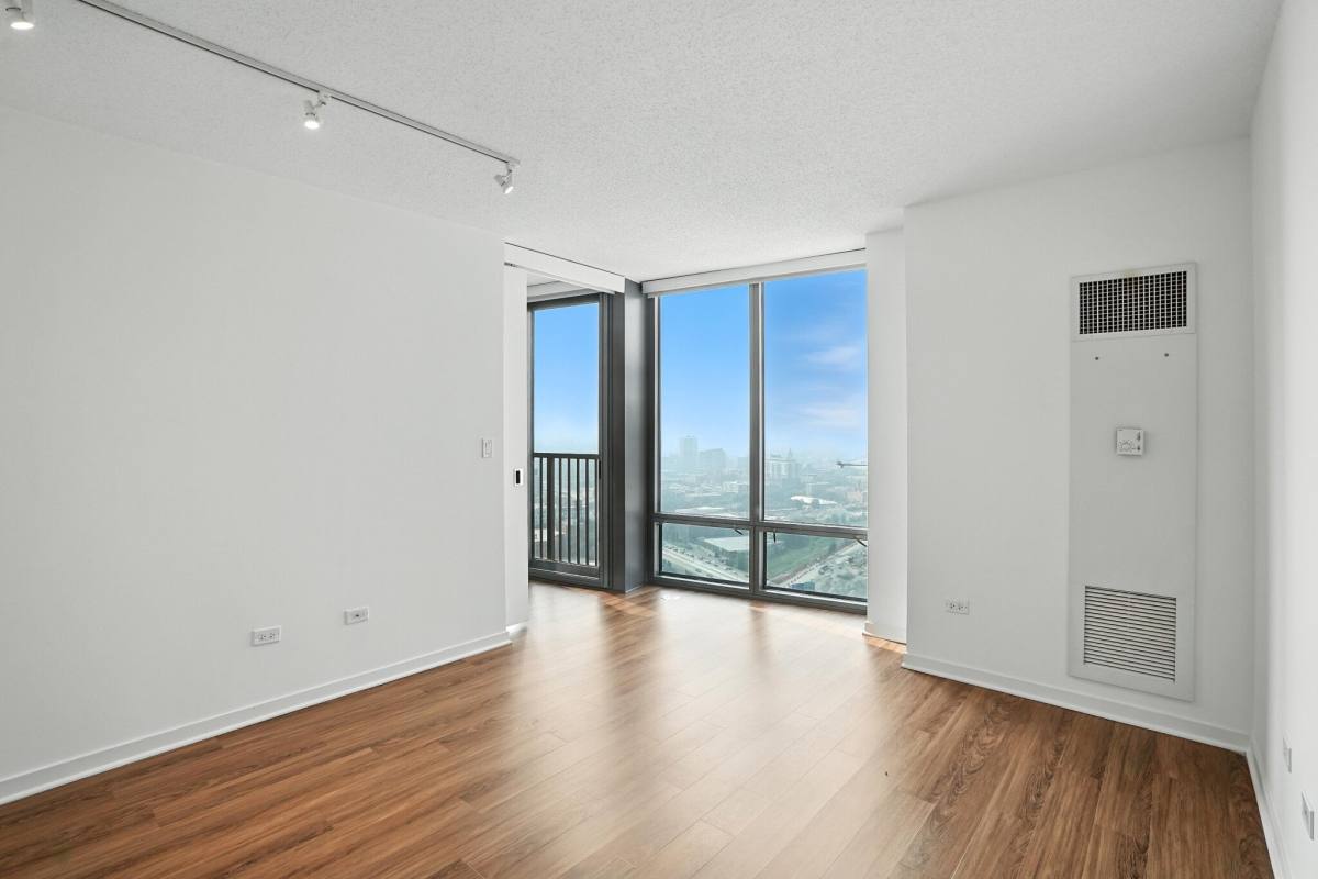 399 W Ohio St #01-1902, Chicago, IL 60654 - Apartment for Rent - Image 4