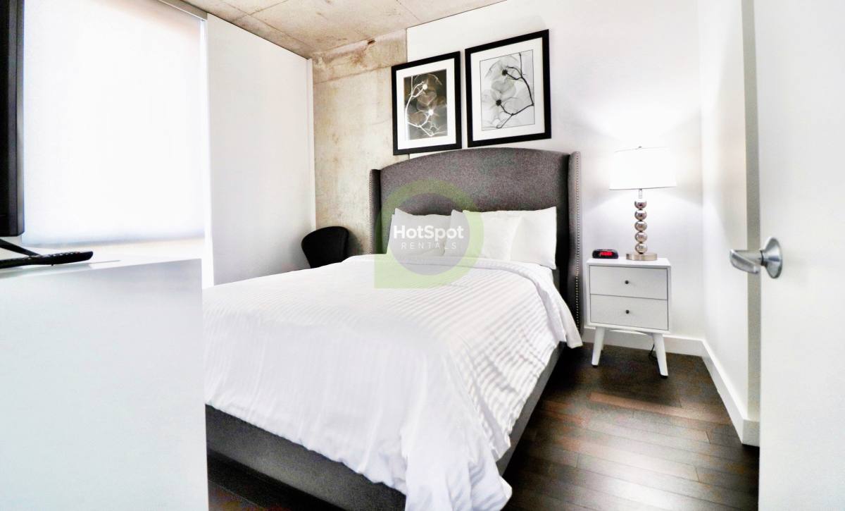 448 N Wells St #809, Chicago, IL 60654 - Apartment for Rent - Image 2